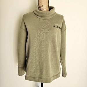 EUC Peloton Classic Cowl Neck Pullover Fleece-lined Sweatshirt Olive Green Sz Sm